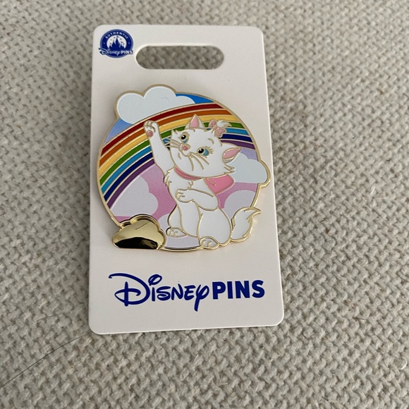 Disney Parks Marie Aristocats Rainbow Cloud 2024 Open Edition Pin BNWT - Picture 1 of 1